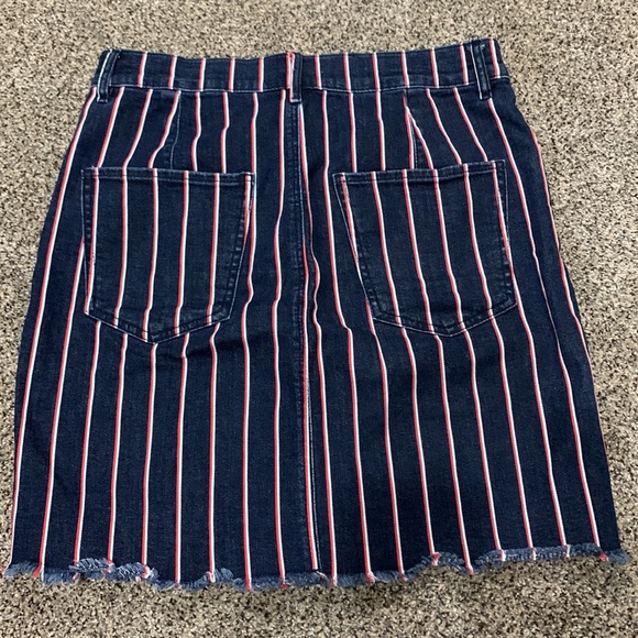 Denim skirt - Picture 2 of 2